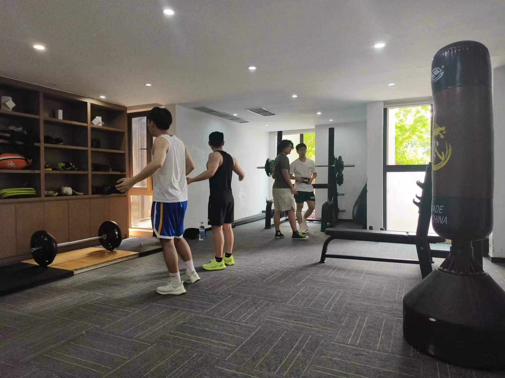 专业私教！24小时自助！两江知寓健身房升级改造PG电子游戏